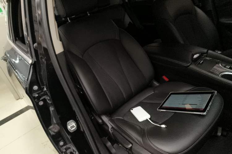 Used Buick Envision 2018 20T Two-Wheel-Drive Leading Model
