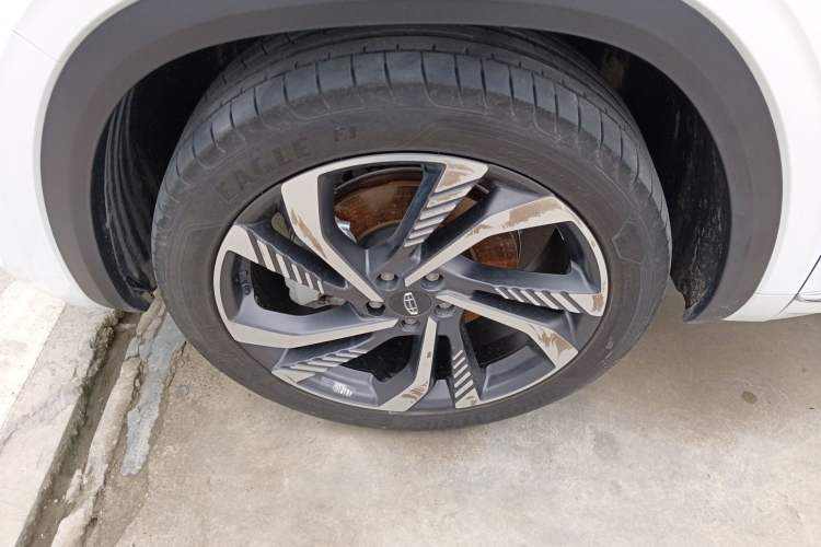 Used Geely Auto Monjaro L 2024 2.0TD High-Power Automatic Two-Wheel Drive Skyline Edition
