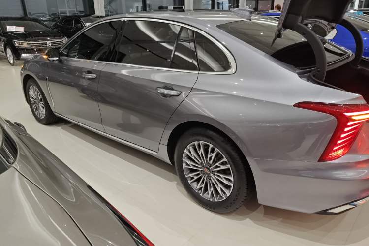 Used Hongqi H5 2023 1.5T DCT Smart Connect Flagship Edition
