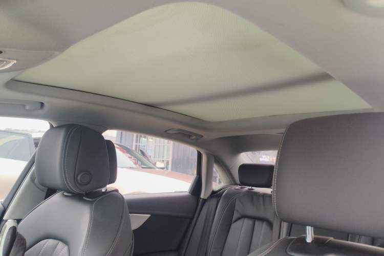 Used Audi A4L 2022 40 TFSI Fashion Dynamic Model