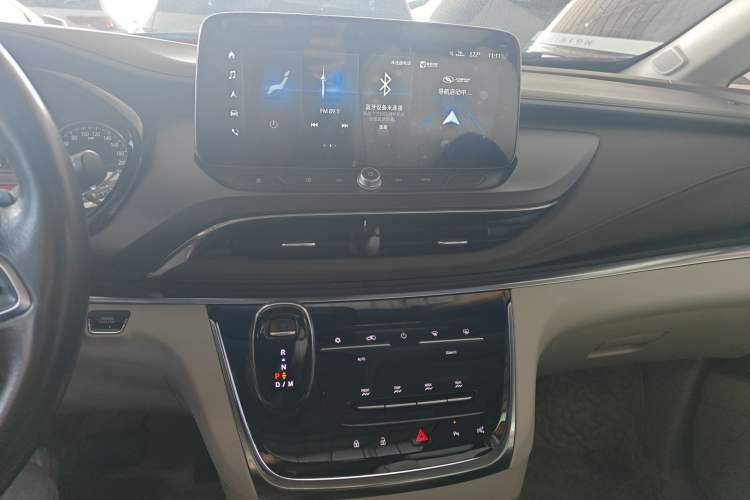 Used Buick GL8 2021 Land Cruiser Executive 652T Premium Model
