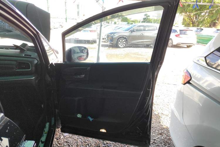 Used Honda Elysion 2016 2.4L Comfort Edition
