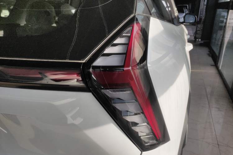 Used Geely Auto FX11 2024 1.5TD DCT Prestige Edition
