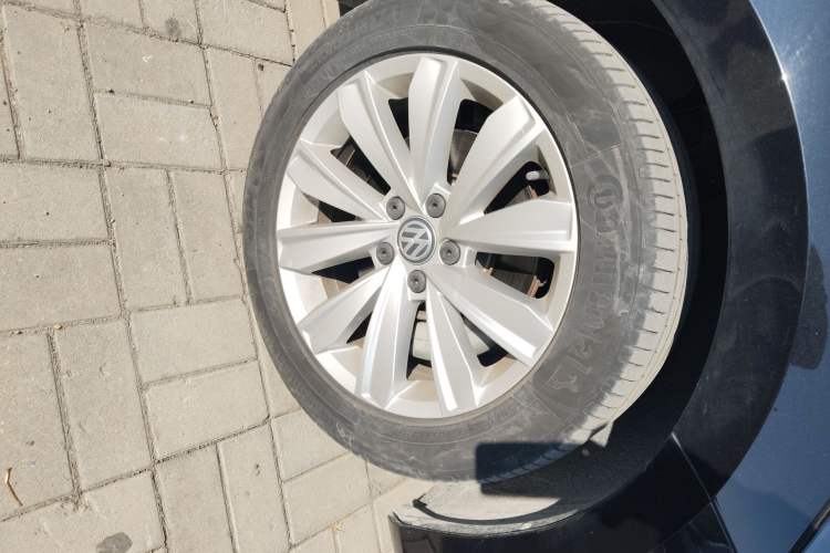 TDK.VehicleDetails.img