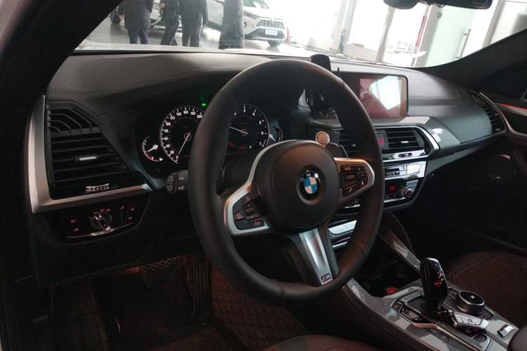 Used BMW X4 2019 xDrive25i M Sport Package
