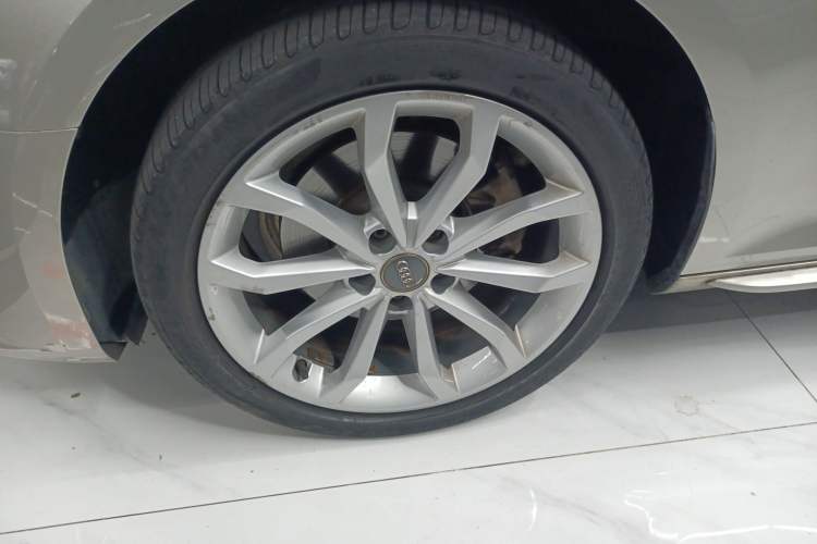 Used Audi A4L 2018 30th Anniversary Edition 40 TFSI Fashion Model