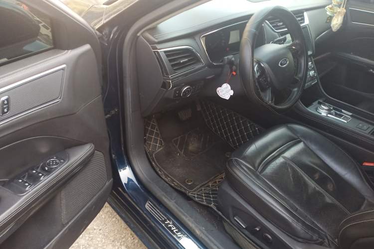 Used Ford Taurus 2016 EcoBoost 180 Luxury Model
