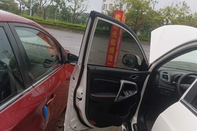 Used Cowin X5 2017 1.5T CVT Flagship Model