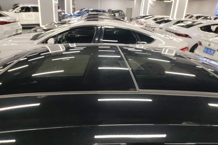 Used Volkswagen Magotan 2023 2 Million Units Limited Edition 330TSI DSG Leading Version
