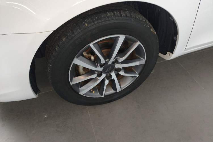 Used Geely Auto Emgrand 2019 Leading Edition 1.5L Manual Upward Asian Games Edition China VI
