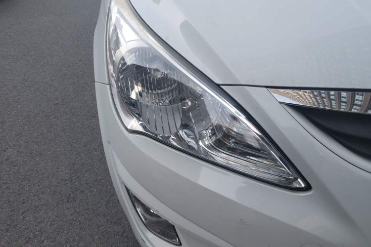 Used Hyundai Verna 2010 Sedan 1.4L Automatic Comfort Model GS
