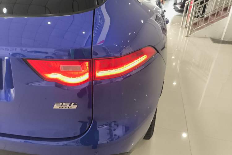 Used Jaguar F-PACE 2019 2.0T Four-Wheel Drive Urban Luxury Edition
