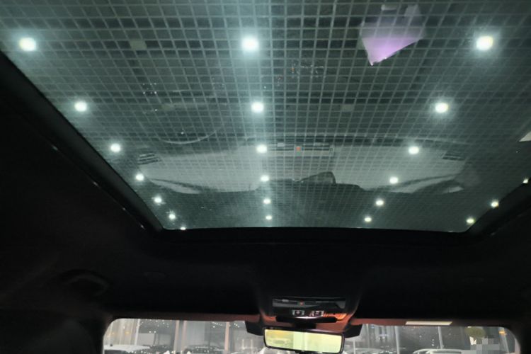 Used Land Rover Defender 2025 110 3.0T P400 – Dynamic HSE