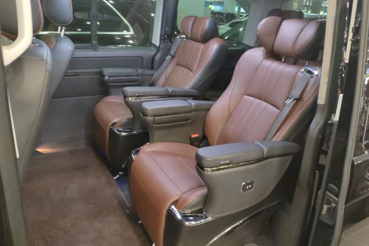 Used Volkswagen Multivan 2018 2.0 TSI 4x4 Prestige Edition 7-Seater
