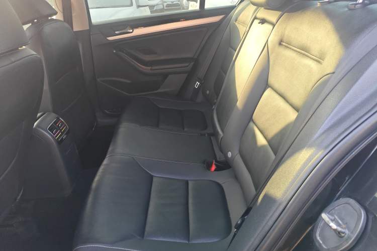 Used Volkswagen Sagitar 2018 180TSI DSG Prestige Edition