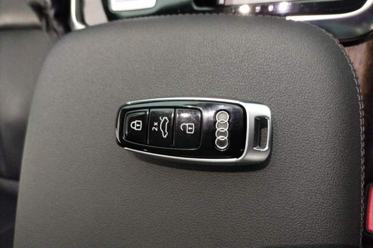 Used Audi Q7 2023 45 TFSI quattro S line Sport model