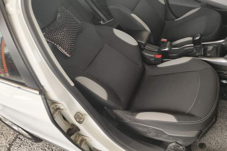 Used Peugeot 2008 2014 1.6L Manual Trend Edition