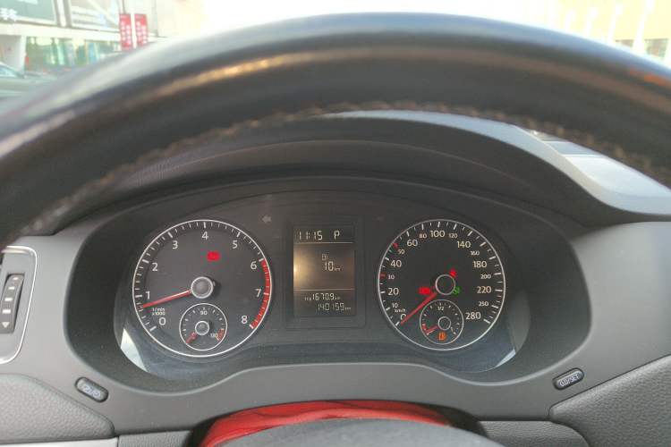 Used Volkswagen Sagitar 2014 1.4TSI Automatic Fashion Edition
