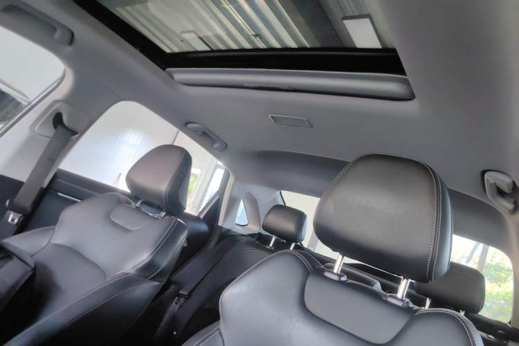 Used Geely Auto Emgrand 2022 4th Generation 1.5L CVT Luxury Model
