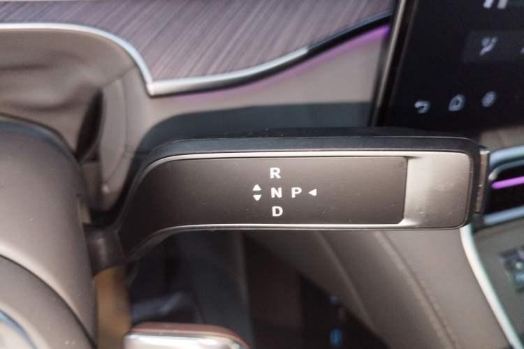 Used Denza N9 2025 Flagship Model
