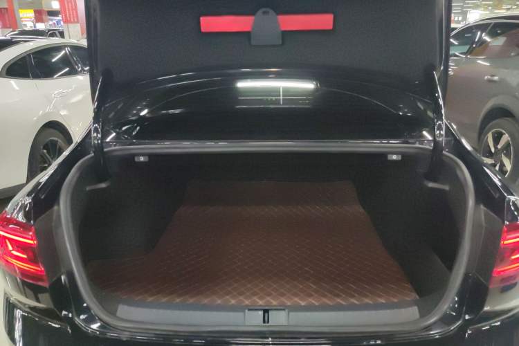 Used Volkswagen Magotan 2020 330TSI DSG Luxury Edition