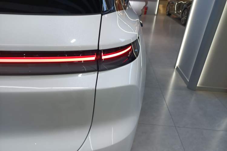 Used Li Auto L6 2024 PRO Model
