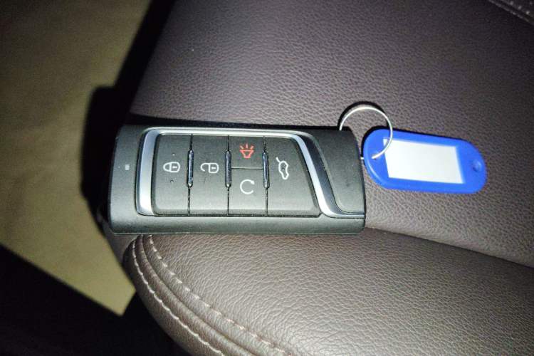 Used GAC Trumpchi M6 2019 270T DCT Luxury Edition (7-seater) China VI
