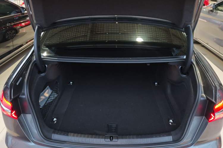 Used Audi A6L 2019 40 TFSI Luxury Dynamic Model
