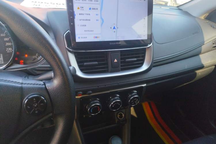 Used Toyota YARiS L 2017 1.5E CVT Dynamic Edition
