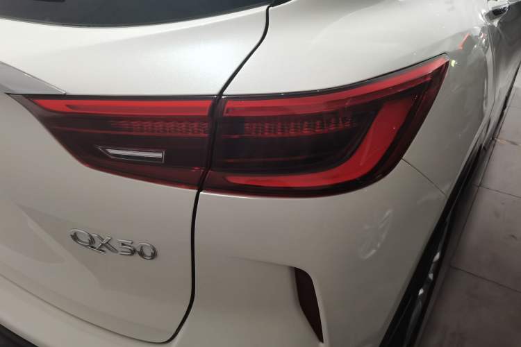 Used Infiniti QX50 2018 2.0T Four-Wheel Drive Elite Edition
