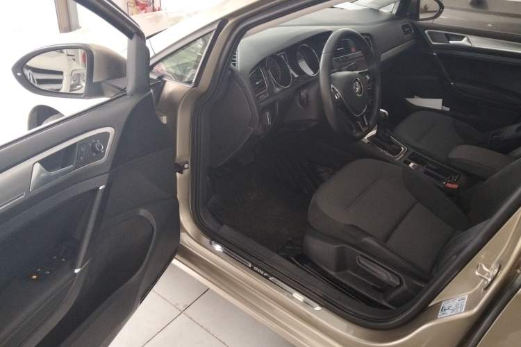 Used Volkswagen Golf 2019 280TSI DSG Comfort Version China V Standard
