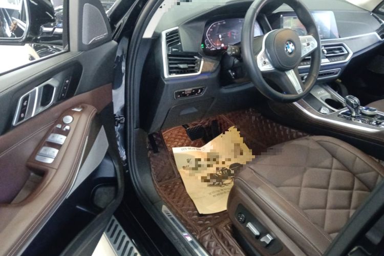 Used BMW X5 2022 Restyled xDrive 30Li Luxury Version M Sport Package
