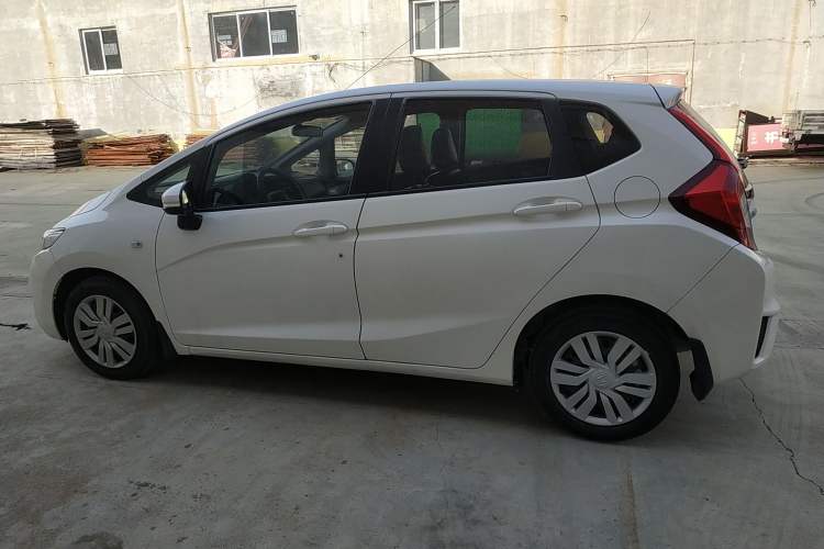 Used Honda Fit 2014 1.5L LX Manual Comfort Model
