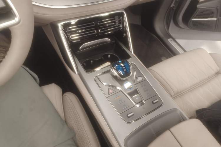 Used BYD Tang New Energy 2025 Intelligent Driving Version DM-i 115KM Flagship Edition
