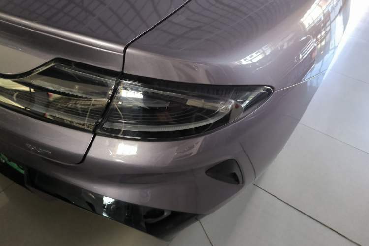 Used  SU7 2024 Rear-Drive Long-Range Intelligent Driving Version
