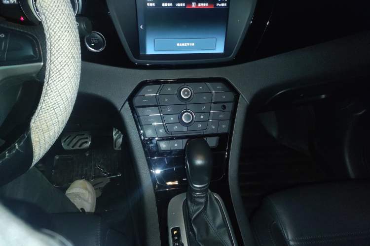 Used MG GS 2015 2.0TGI TST Four-Wheel Drive Flagship Edition