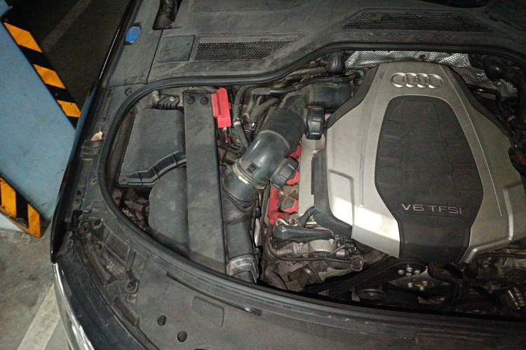 Used Audi A8 2014 A8L 45 TFSI quattro Luxury Model
