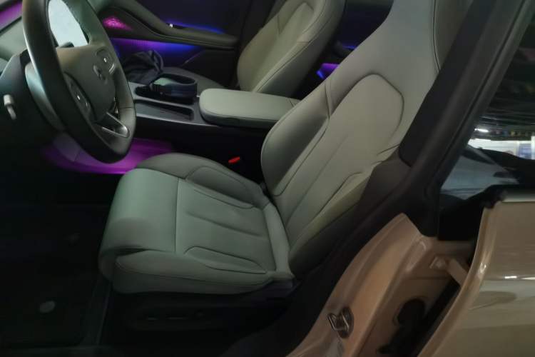 Used Nio ET5T 2023 75 kWh Touring
