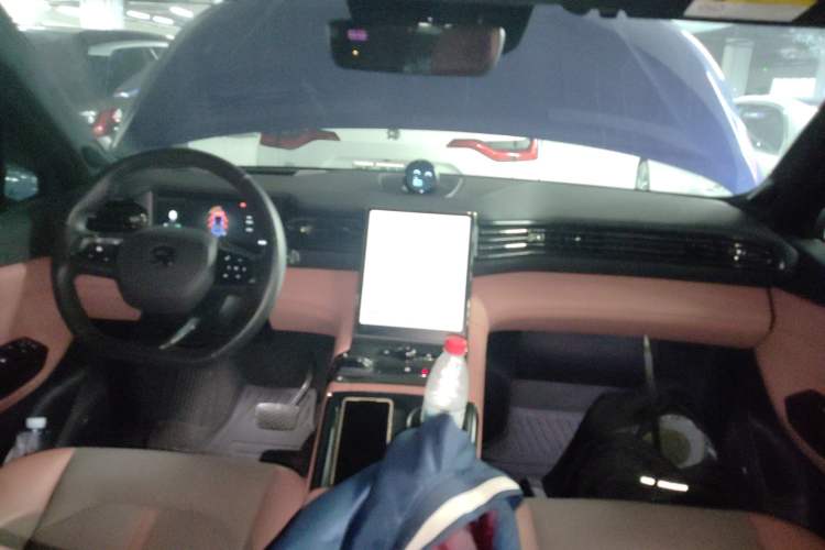 Used Nio EC6 2020 605 km Sport Edition
