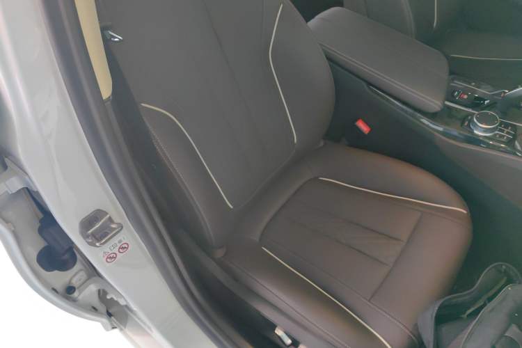 Used BMW 5 Series 2021 525Li Luxury Package