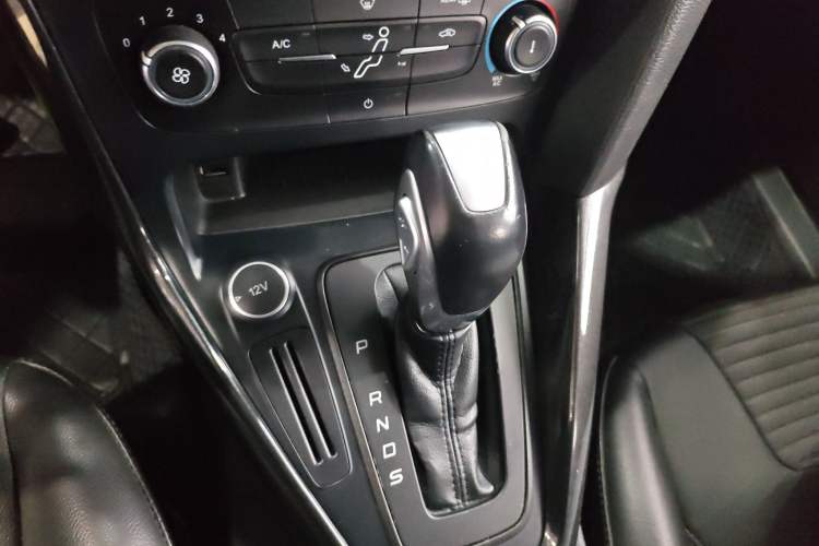 Used Ford Focus 2018 Hatchback Classic 1.6L Automatic Trendy SmartDrive Edition