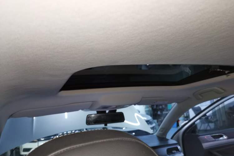 Used Volkswagen Lavida 2021 1.5L Automatic Vision Edition
