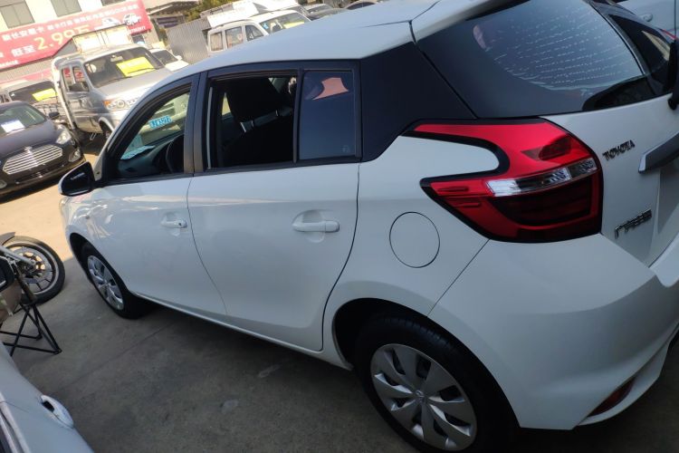 Used Toyota YARiS L 2019 1.5E CVT Dynamic Edition China VI compliant
