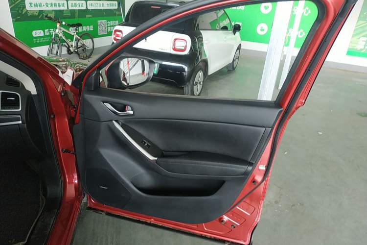 Used Mazda CX-5 2015 2.5L Automatic 4x4 Flagship Model
