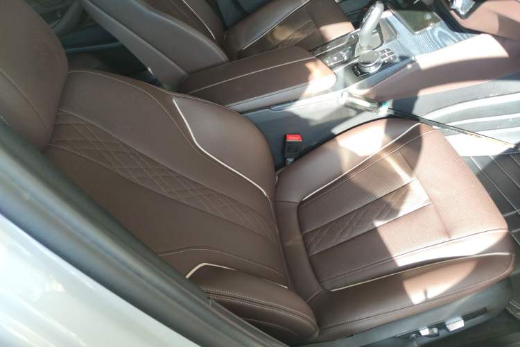 Used BMW 5 Series 2022 530Li Leading Model M Sport Package
