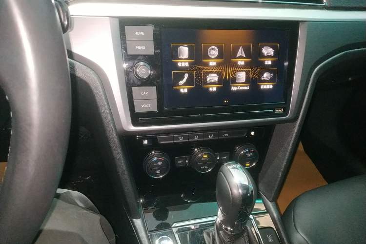 Used Volkswagen Lamando 2019 280TSI DSG Comfort Edition China VI standard