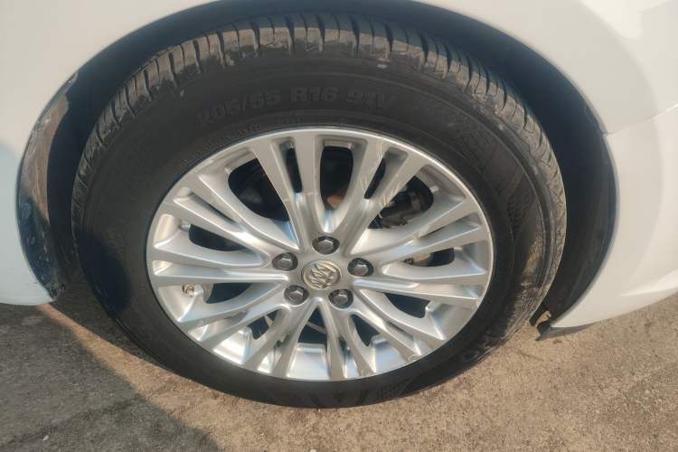 Used Buick GT 2015 15N Automatic Deluxe Edition
