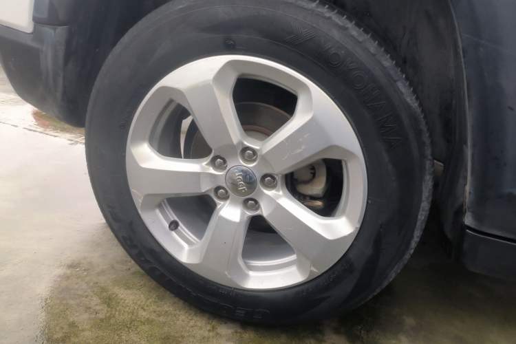 Used  Compass 2017 200T Automatic Family Edition
