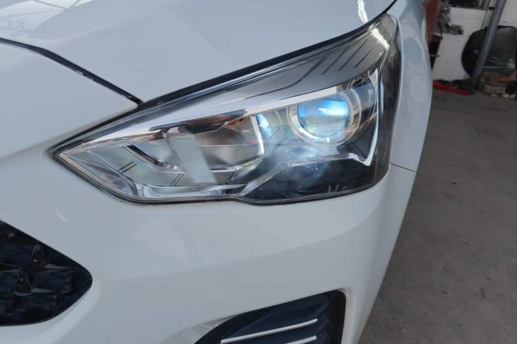 Used Haval M6 2019 1.5T Manual Two-Wheel Drive Elite Version China VI Standard
