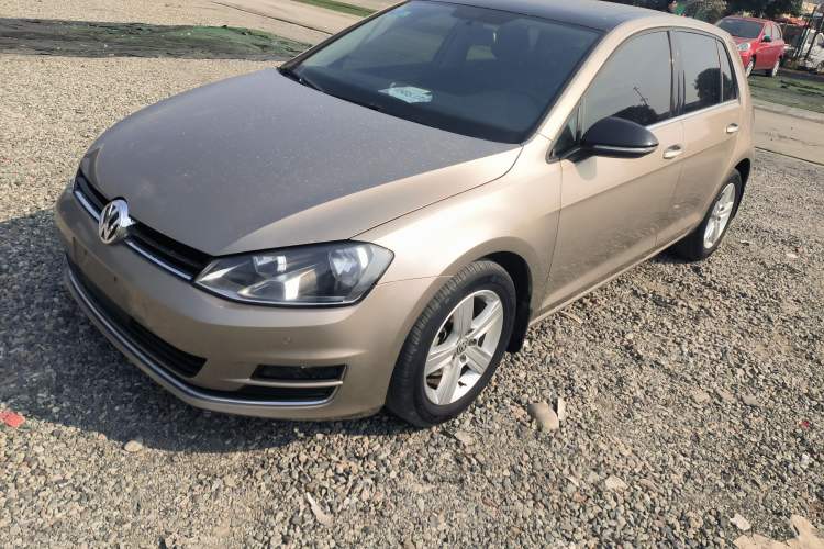 Used Volkswagen Golf 2017 1.6L Automatic Comfort Million-Vehicle Anniversary Edition